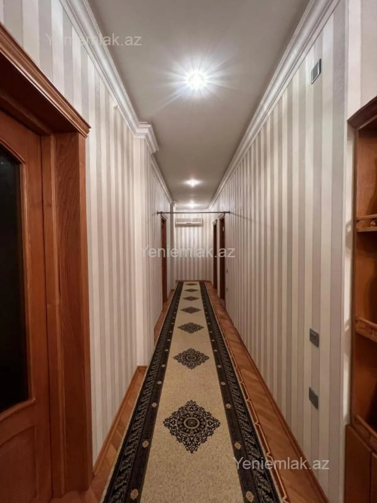 Satılır 3 otaqlı yeni tikili 170 m²