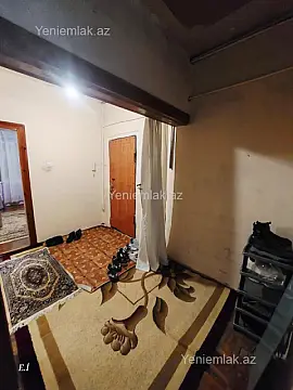 Satılır 2 otaqlı köhnə tikili 60 m²