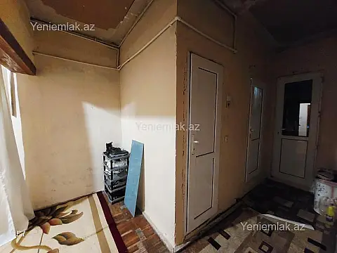 Satılır 2 otaqlı köhnə tikili 60 m²