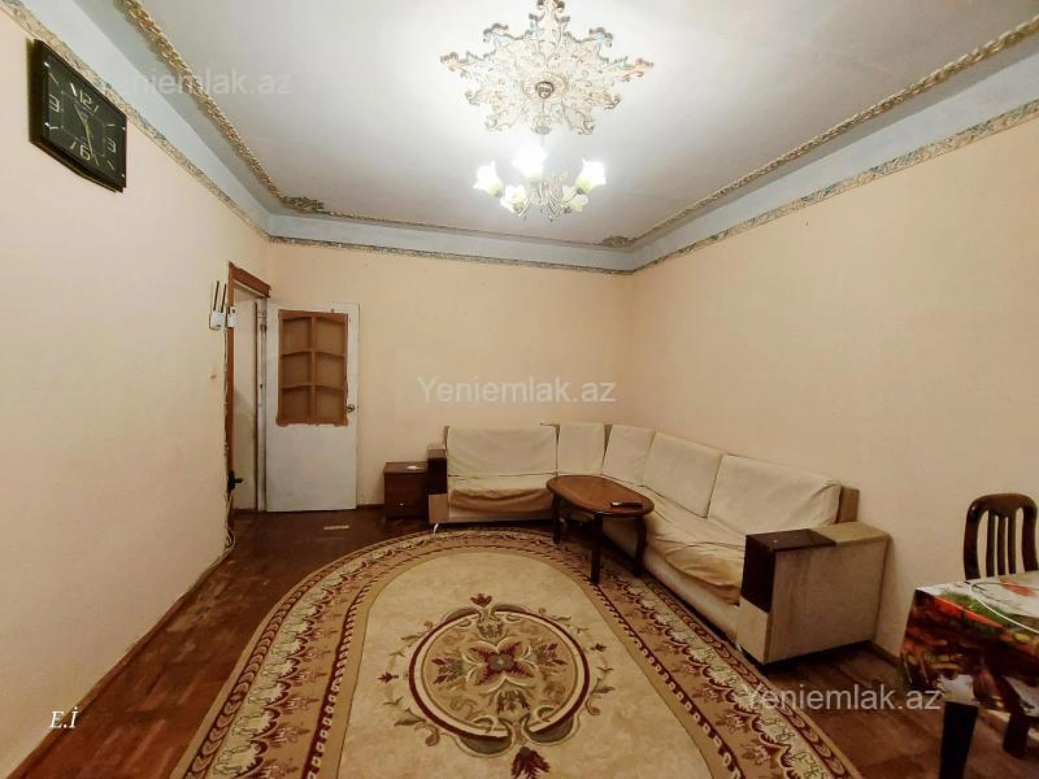 Satılır 2 otaqlı köhnə tikili 60 m²