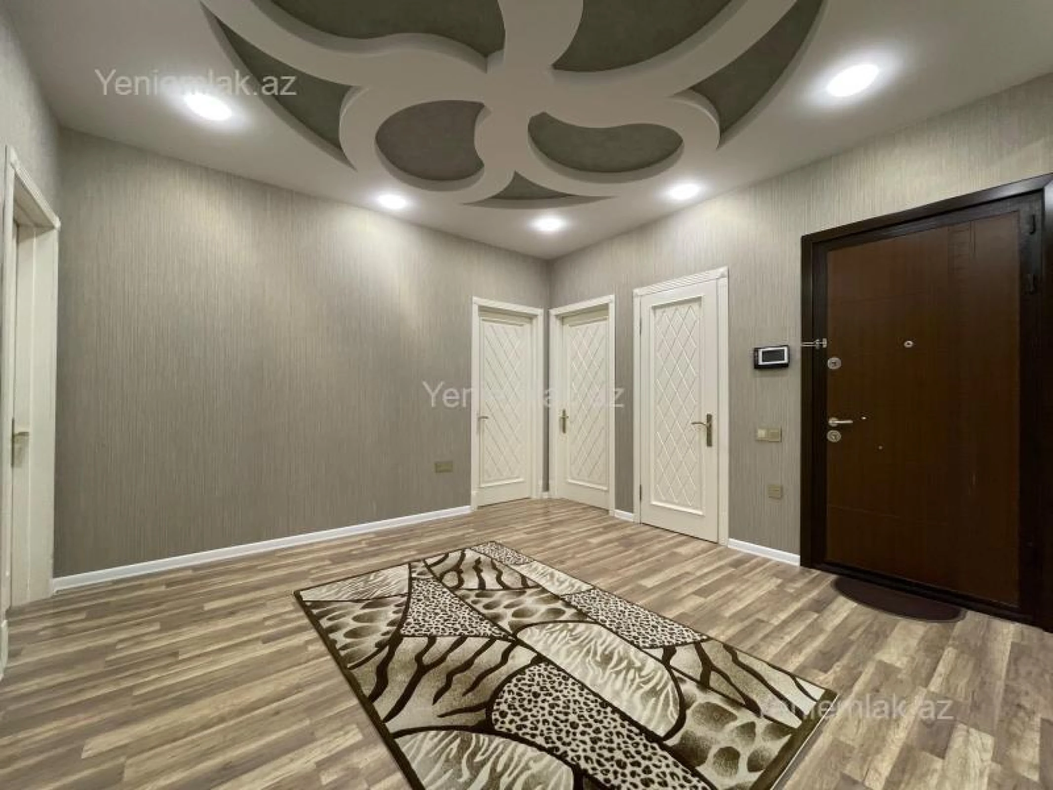 Satılır 4 otaqlı yeni tikili 181 m²