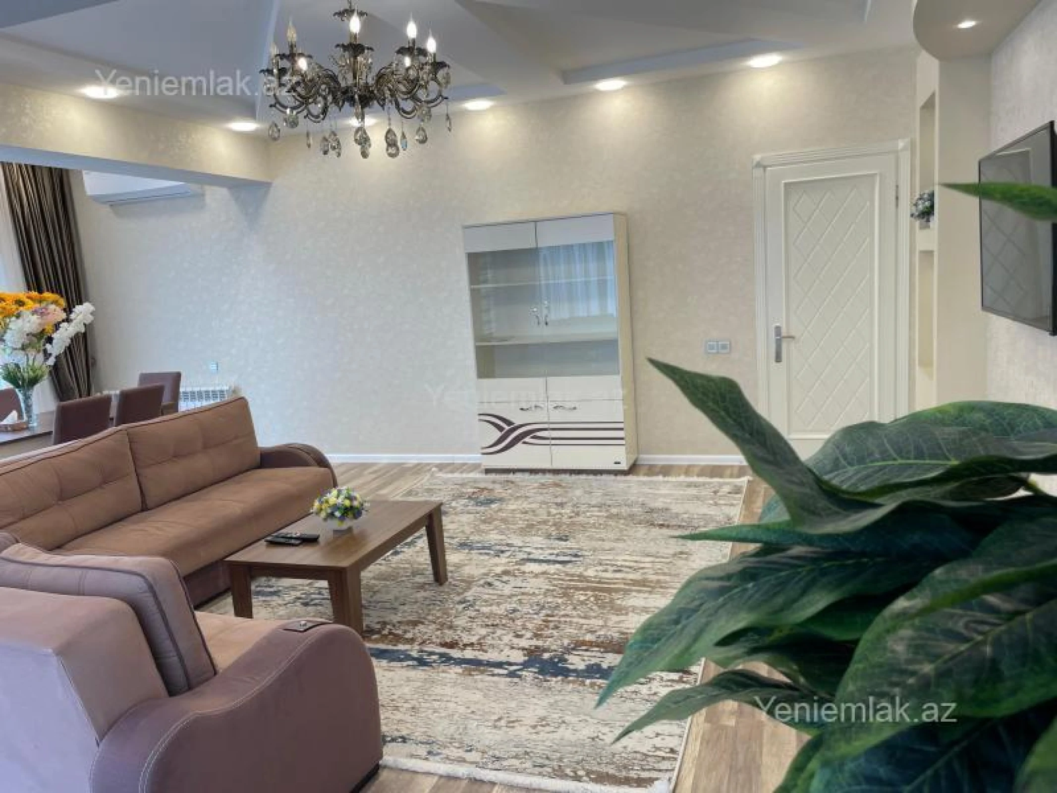 Satılır 4 otaqlı yeni tikili 181 m²