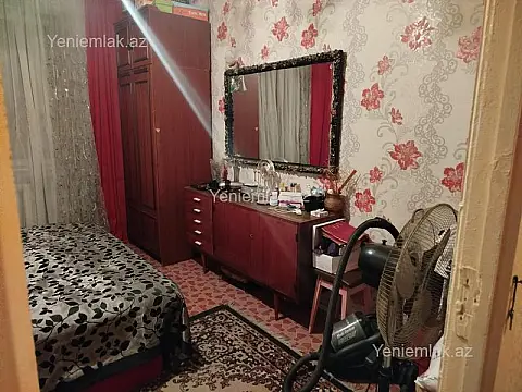 Satılır 2 otaqlı köhnə tikili 48 m²