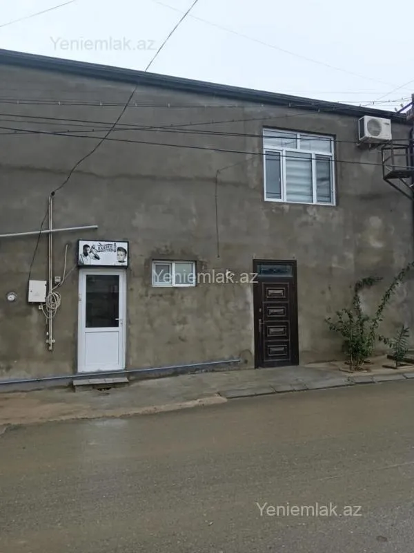 Satılır 6 otaqlı həyət evi 264 m²