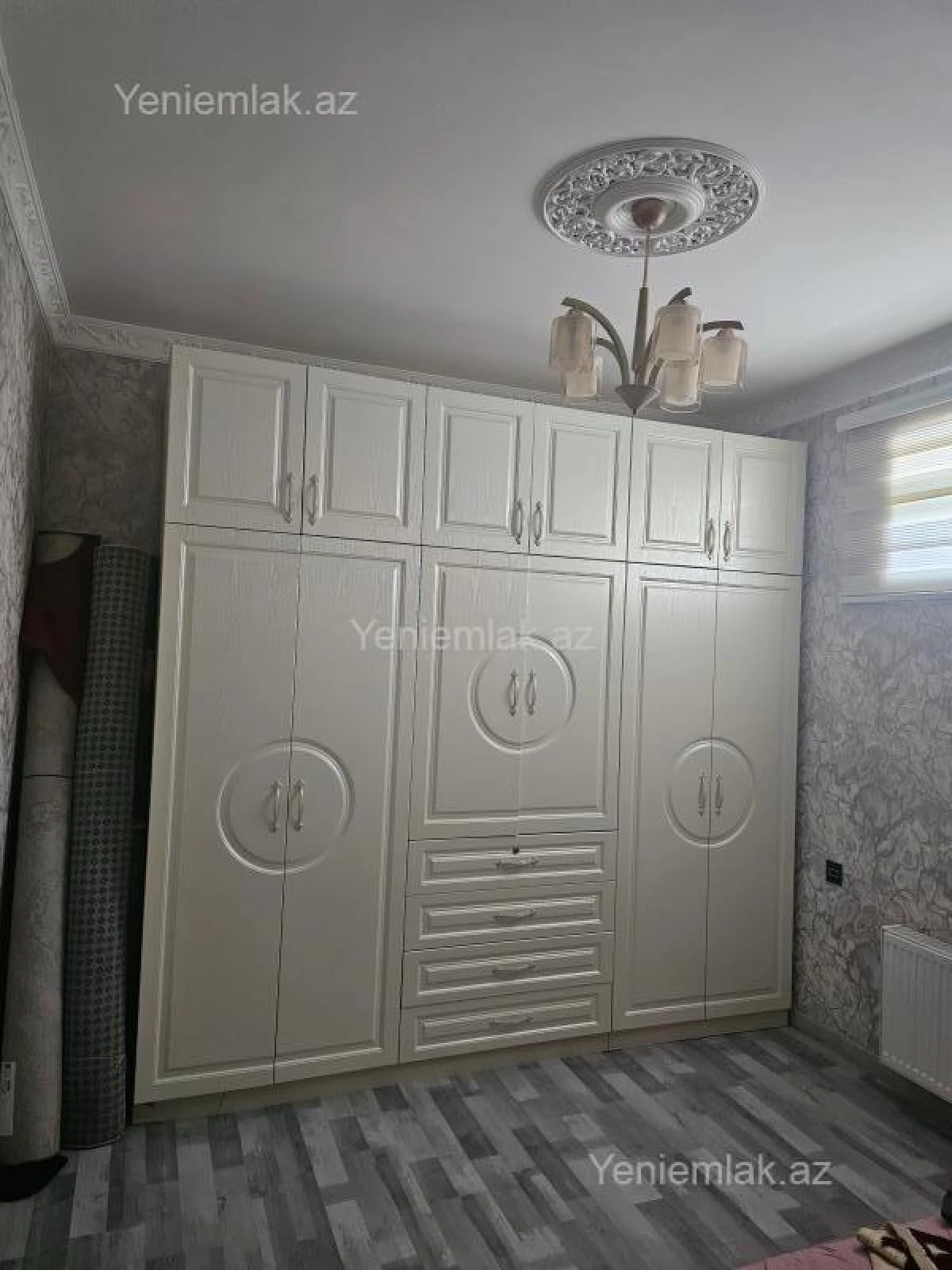 Satılır 6 otaqlı həyət evi 264 m²