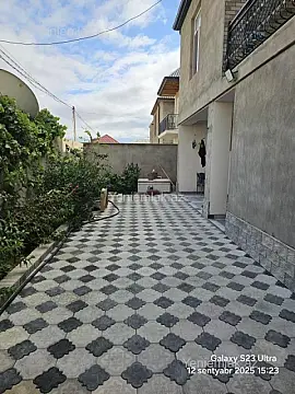 Satılır 6 otaqlı həyət evi 264 m²