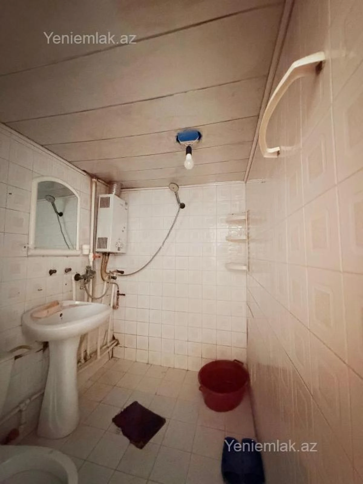 Satılır 2 otaqlı köhnə tikili 48 m²