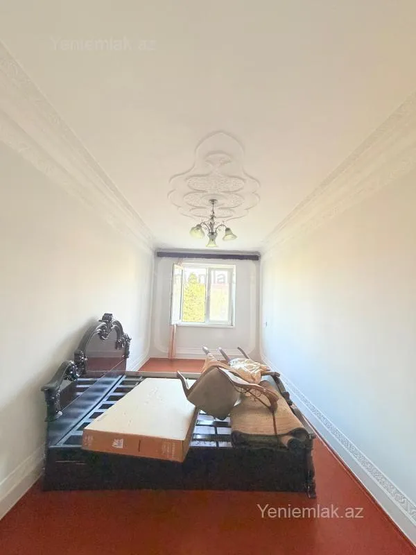Satılır 2 otaqlı köhnə tikili 48 m²