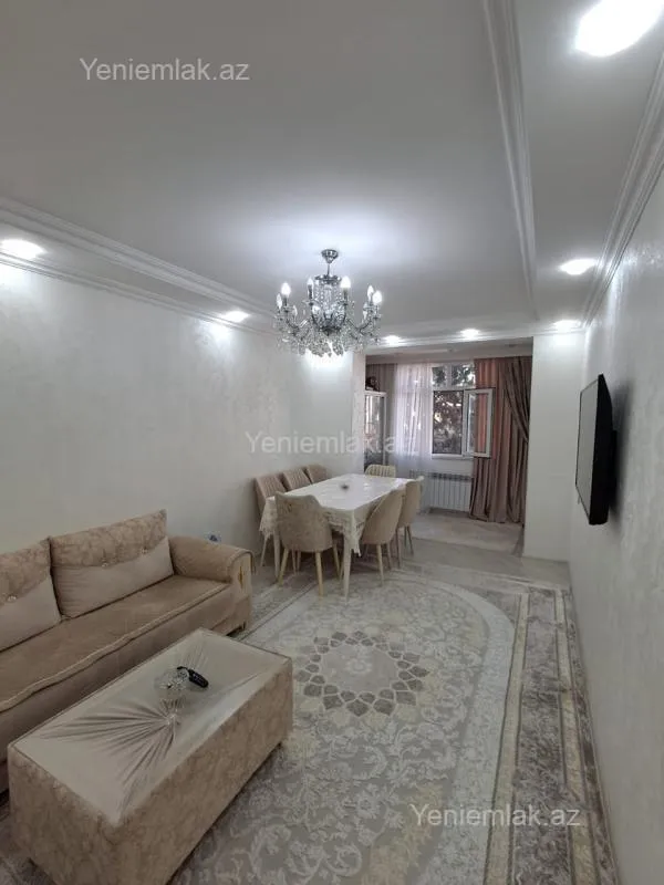 Satılır 3 otaqlı köhnə tikili 85 m²