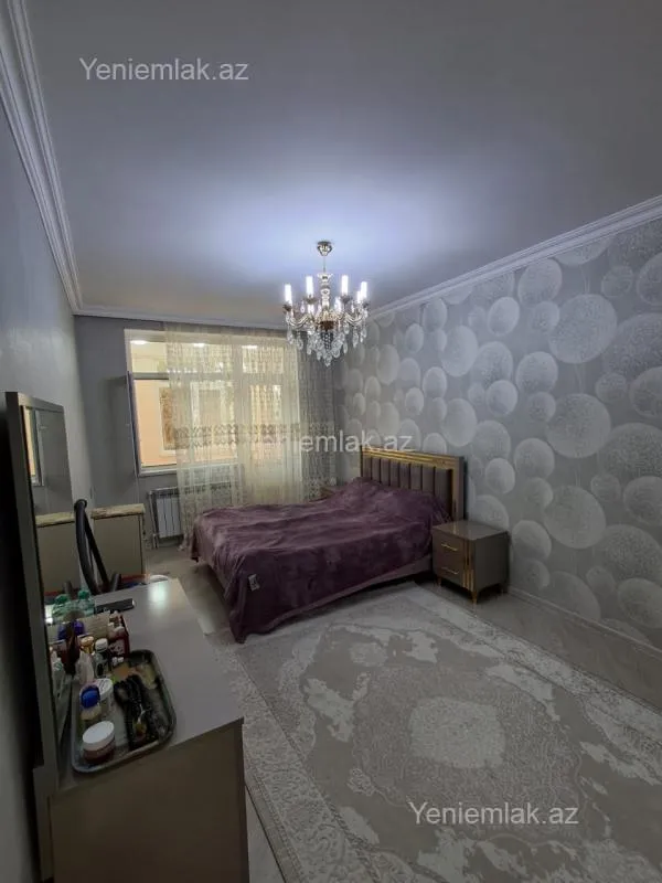 Satılır 3 otaqlı köhnə tikili 85 m²
