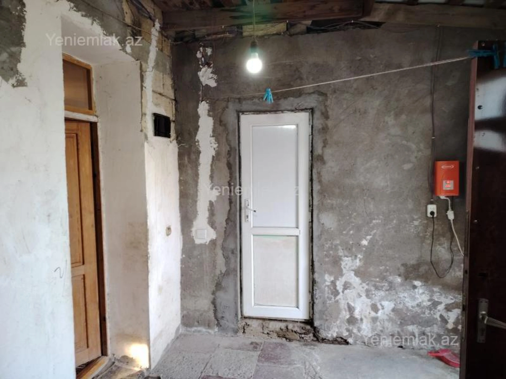 Satılır 4 otaqlı həyət evi 160 m²