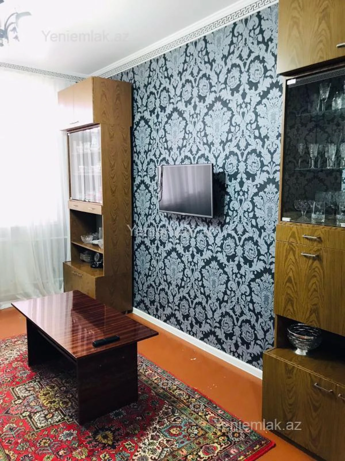 Satılır 4 otaqlı köhnə tikili 100 m²