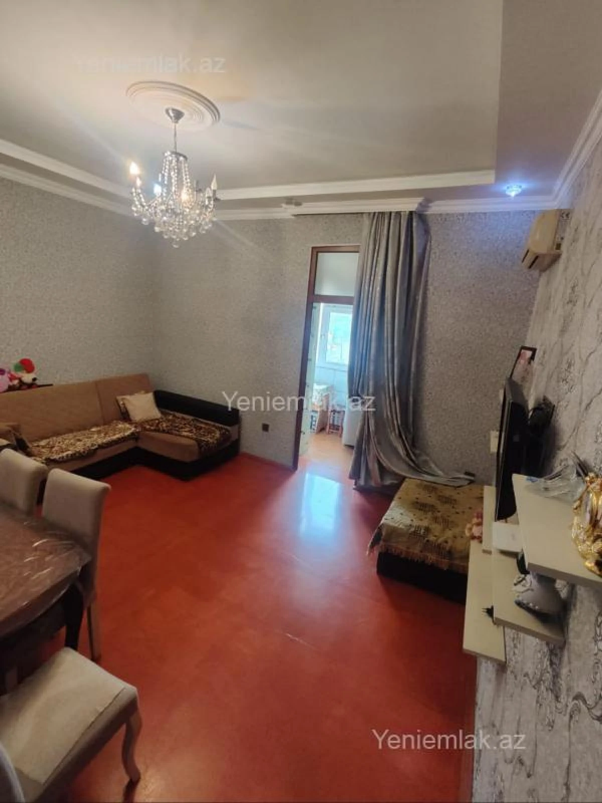 Satılır 2 otaqlı köhnə tikili 42 m²