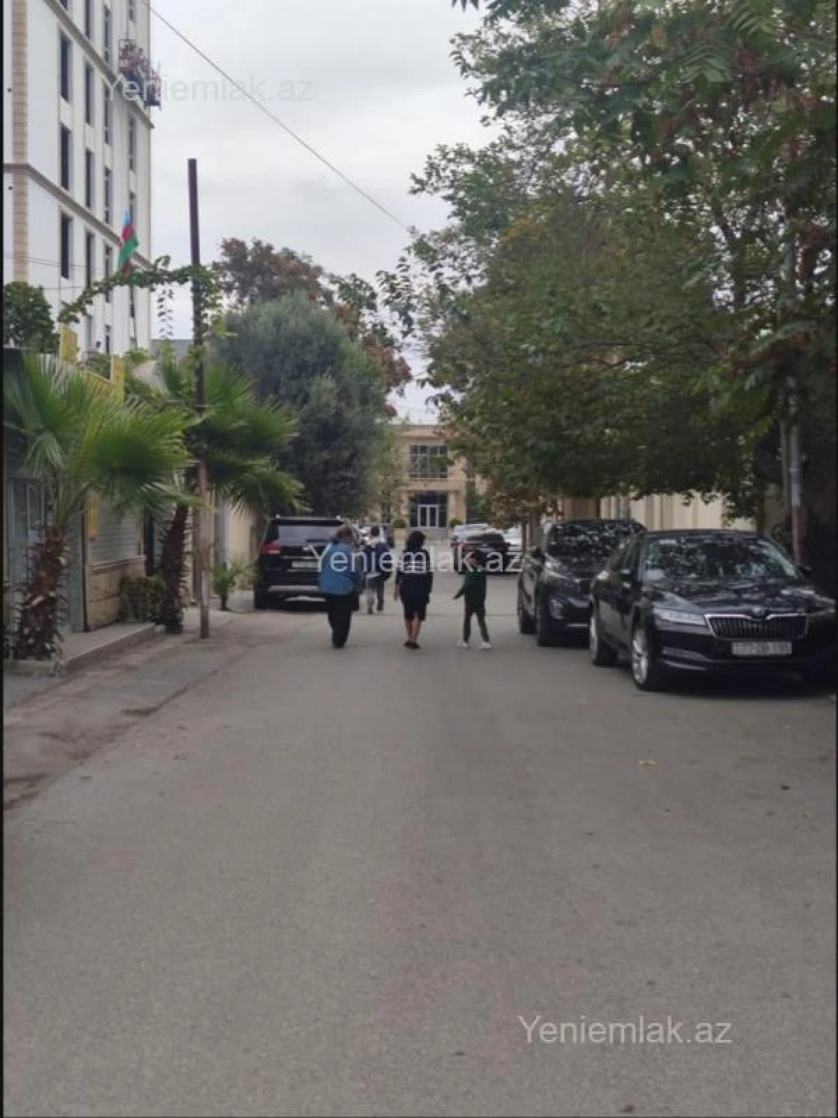 Satılır 2 otaqlı köhnə tikili 42 m²