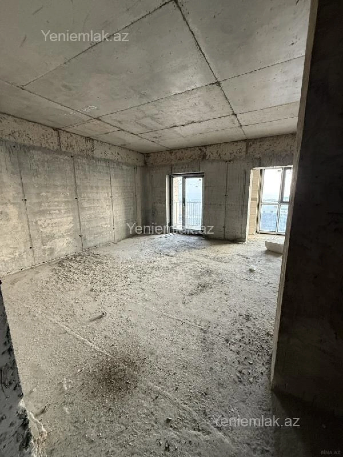 Satılır 3 otaqlı yeni tikili 91 m²