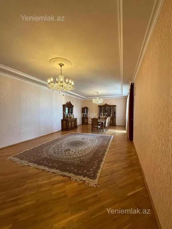 Satılır 3 otaqlı yeni tikili 176 m²