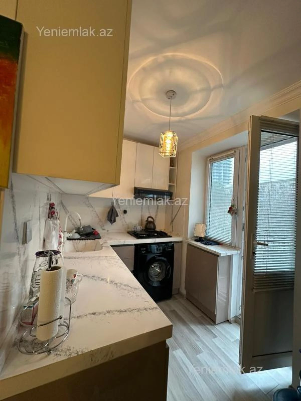 Satılır 2 otaqlı köhnə tikili 50 m²