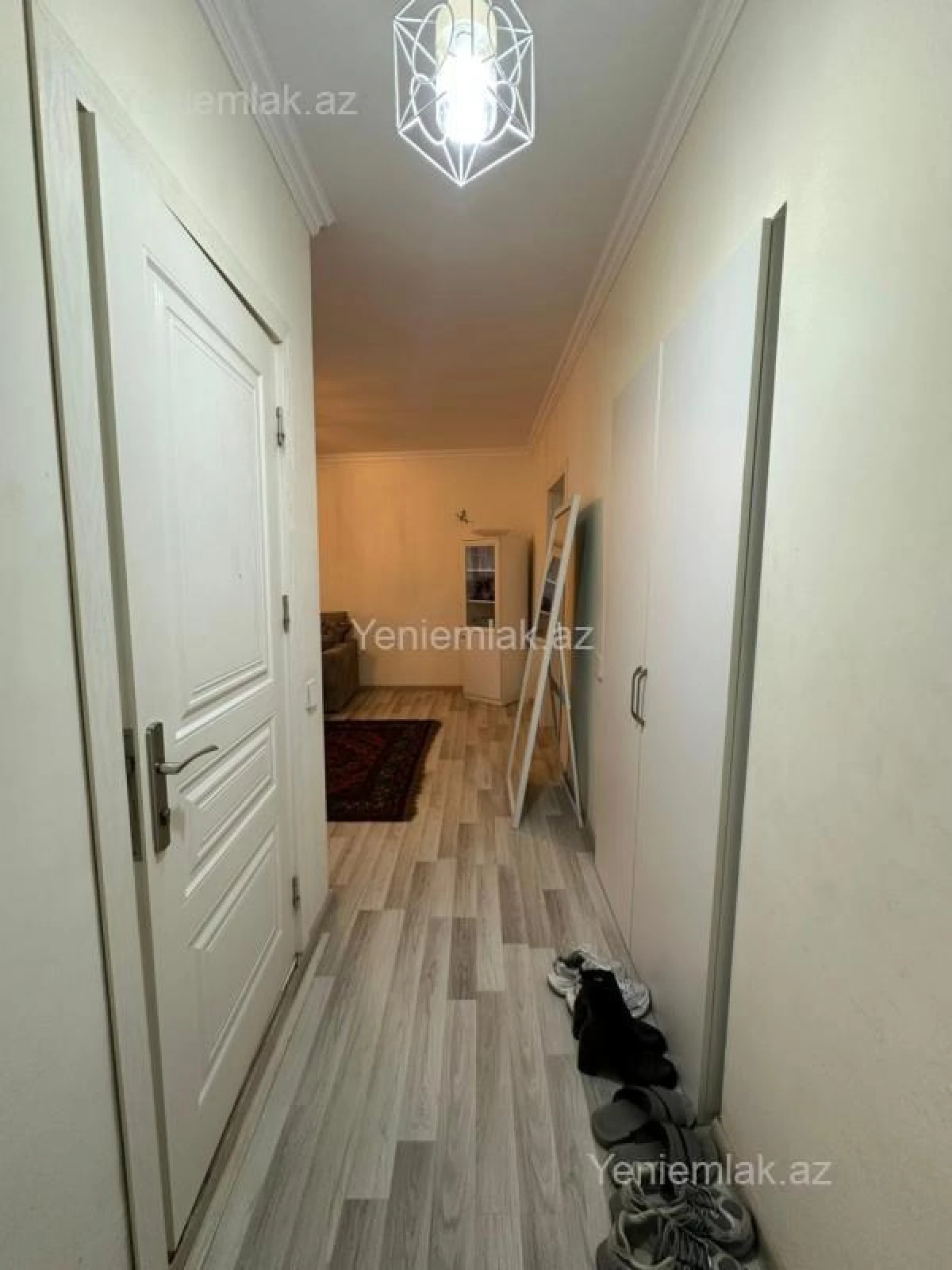 Satılır 2 otaqlı köhnə tikili 50 m²