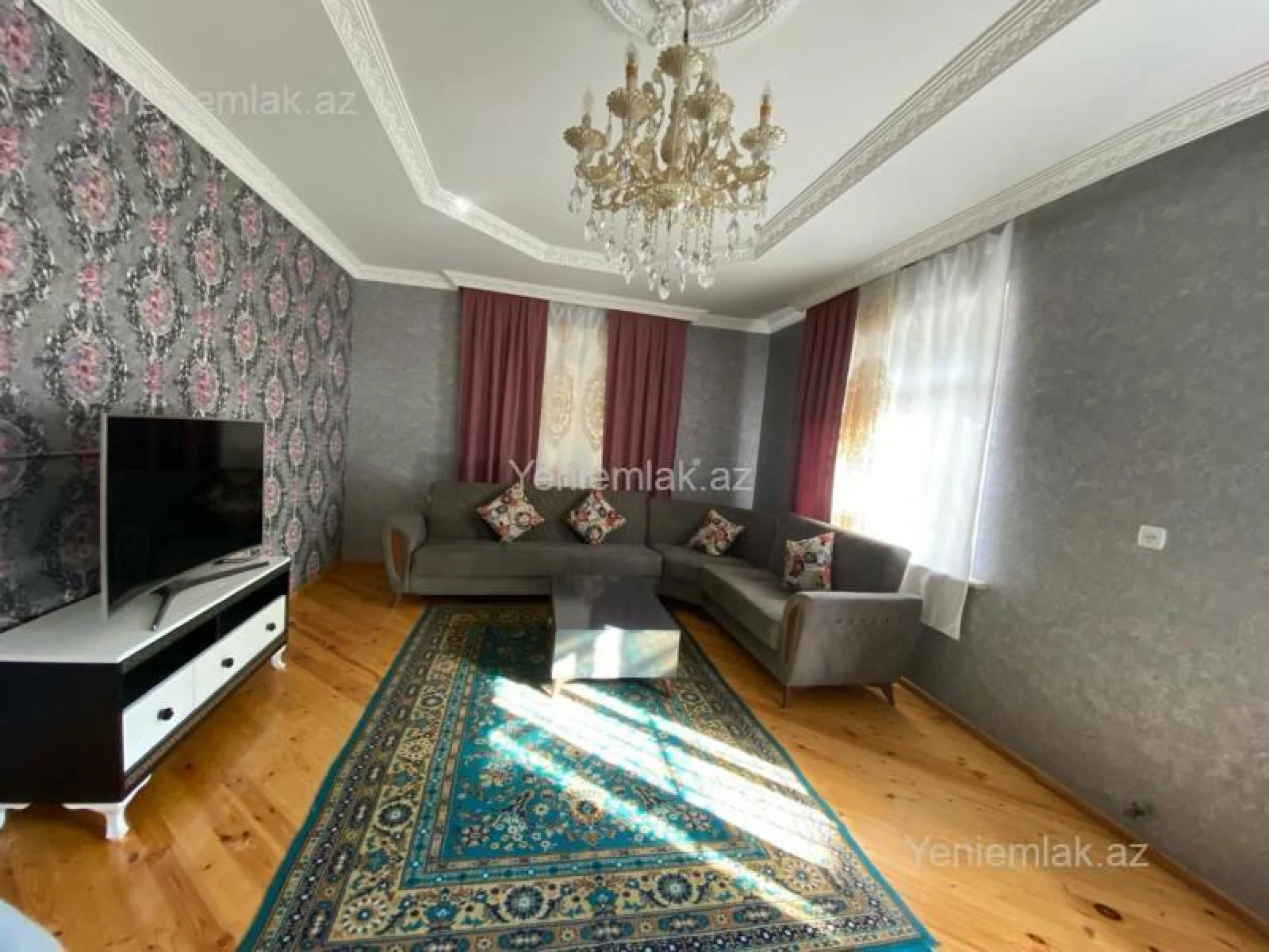 Satılır 5 otaqlı həyət evi 150 m²