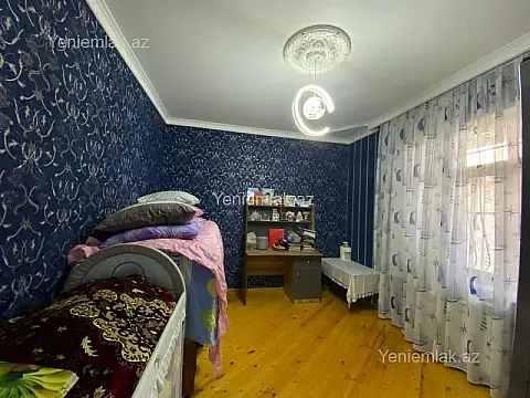Satılır 5 otaqlı həyət evi 150 m²