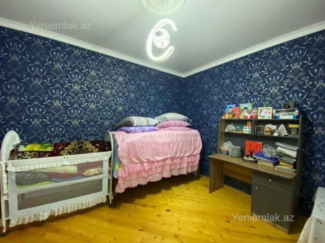 Satılır 5 otaqlı həyət evi 150 m²