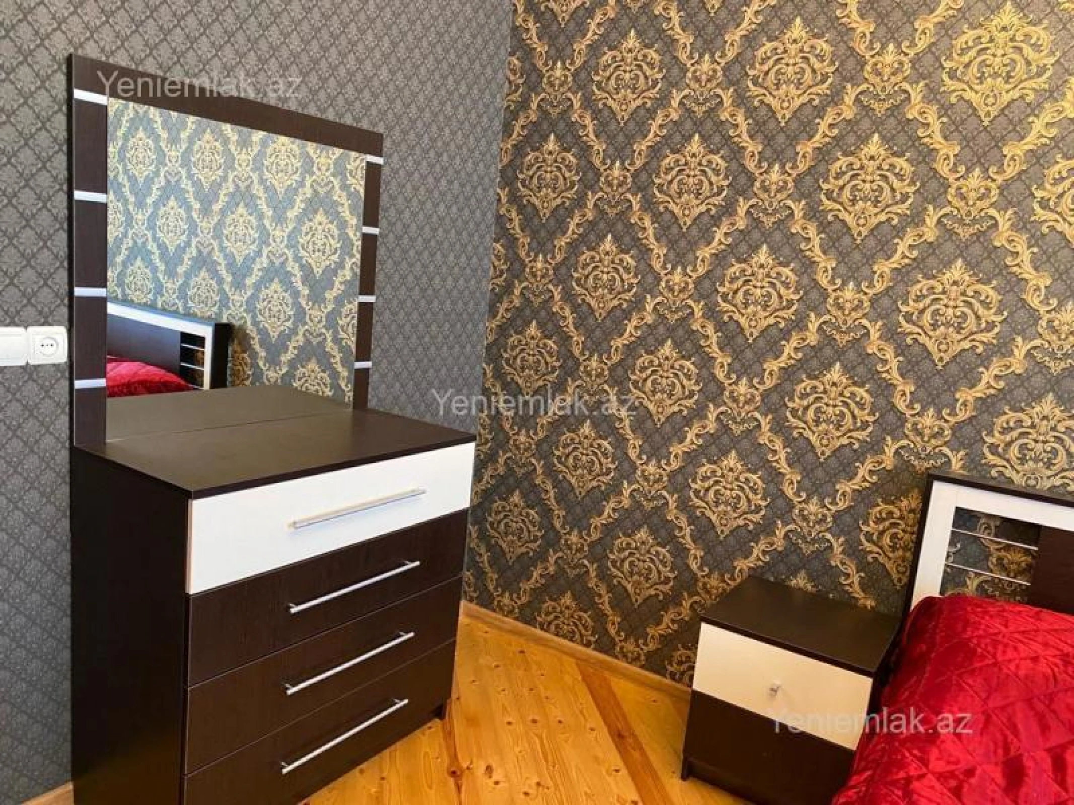 Satılır 5 otaqlı həyət evi 150 m²