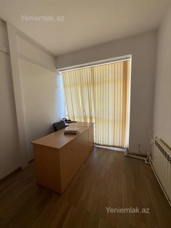 Satılır 13 otaqlı obyekt 565 m²