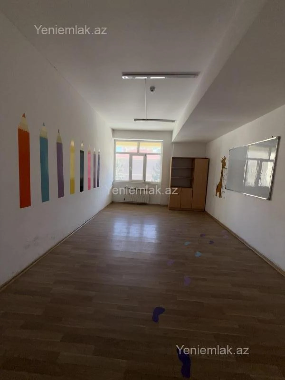 Satılır 13 otaqlı obyekt 565 m²