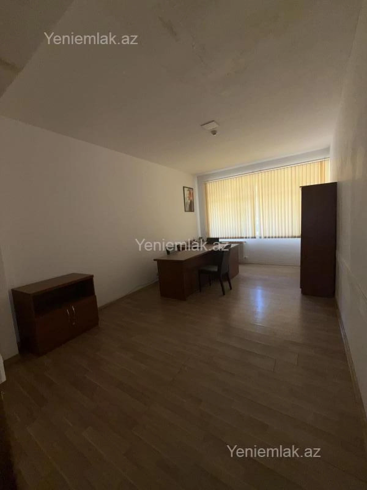 Satılır 13 otaqlı obyekt 565 m²