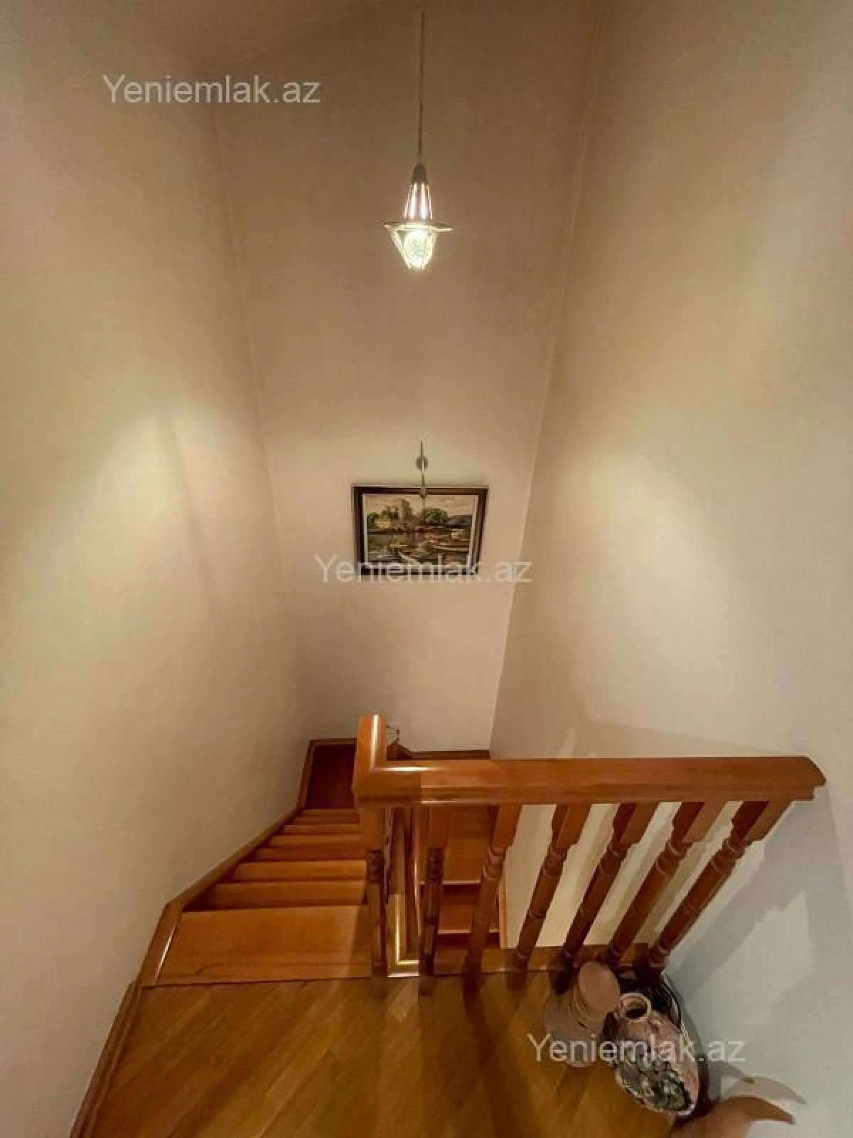 Satılır 4 otaqlı köhnə tikili 114 m²
