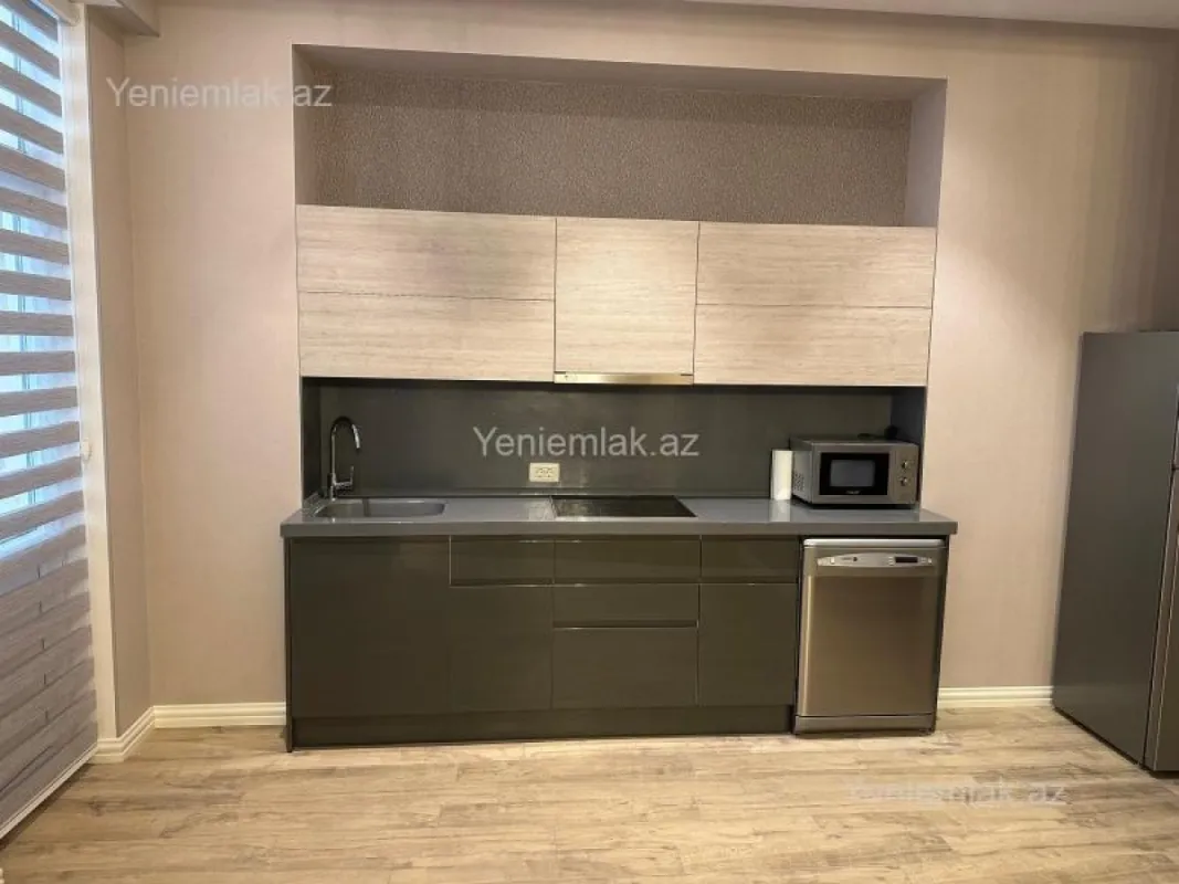 Satılır 3 otaqlı yeni tikili 171 m²