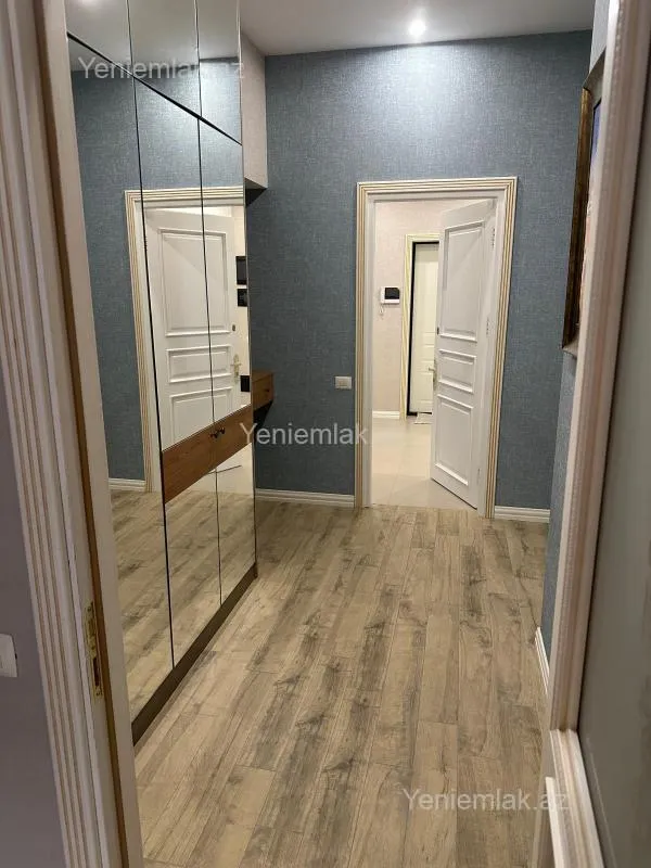 Satılır 3 otaqlı yeni tikili 171 m²
