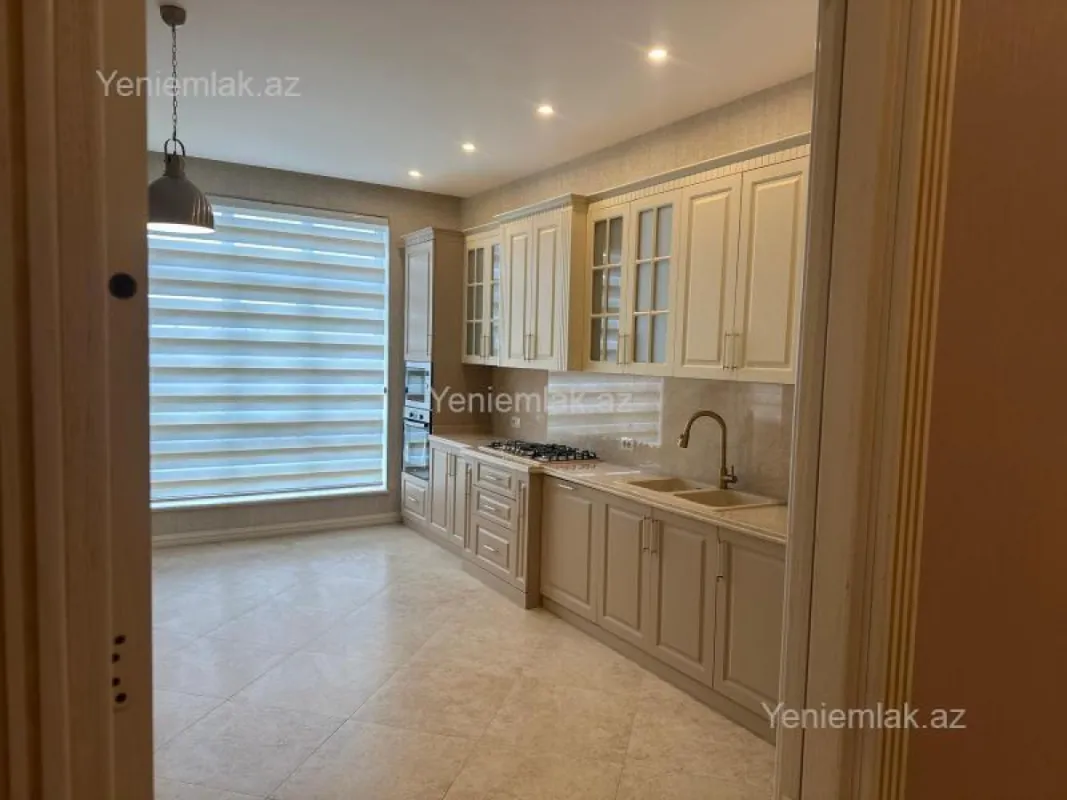 Satılır 3 otaqlı yeni tikili 171 m²