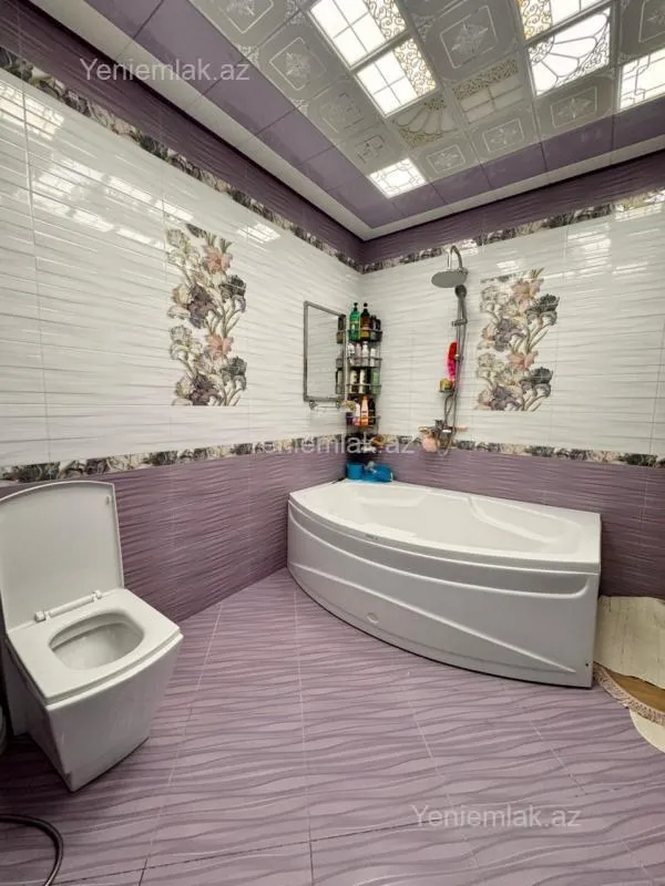 Satılır 3 otaqlı yeni tikili 147 m²