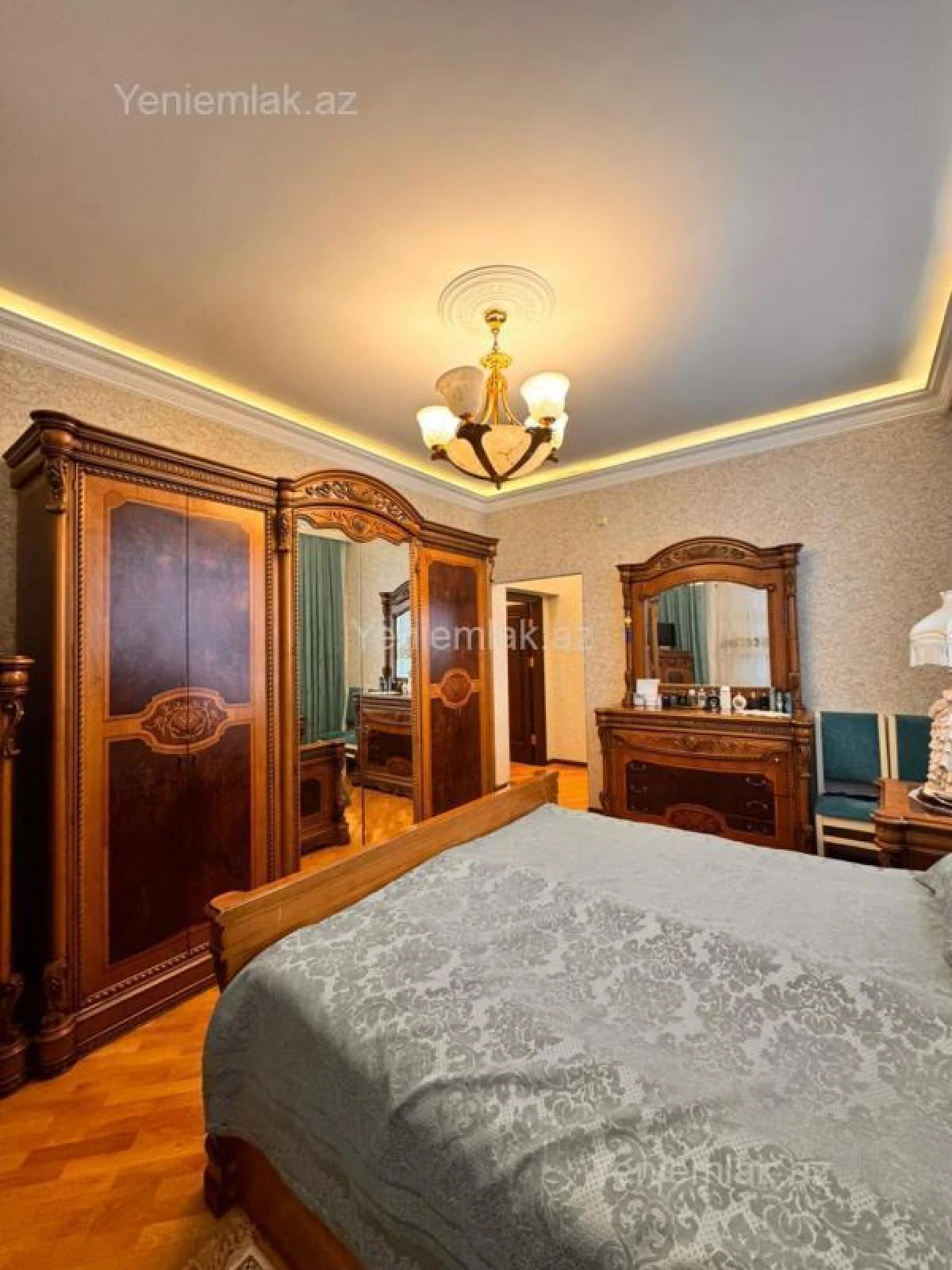 Satılır 3 otaqlı yeni tikili 147 m²