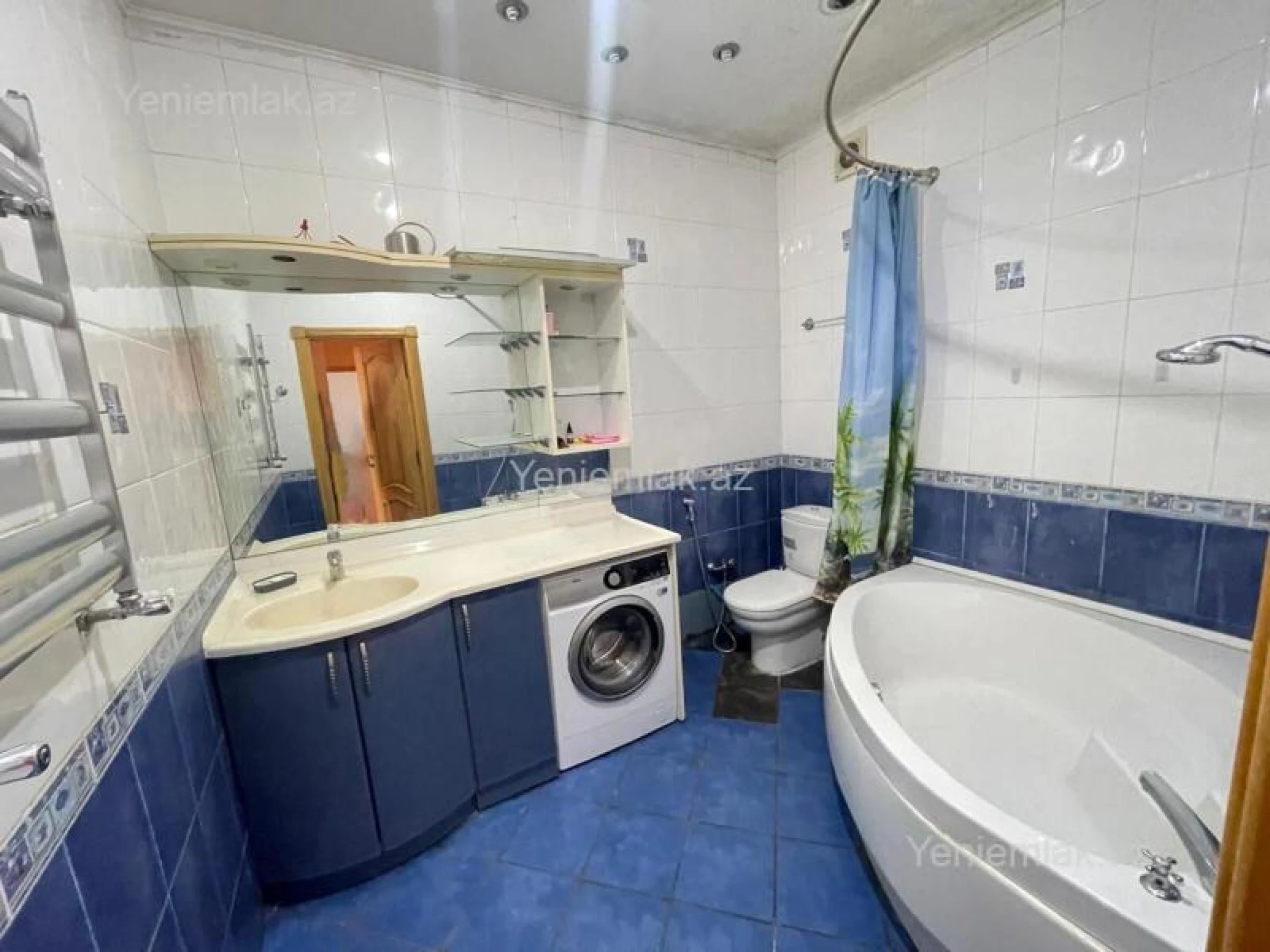 Satılır 4 otaqlı yeni tikili 190 m²