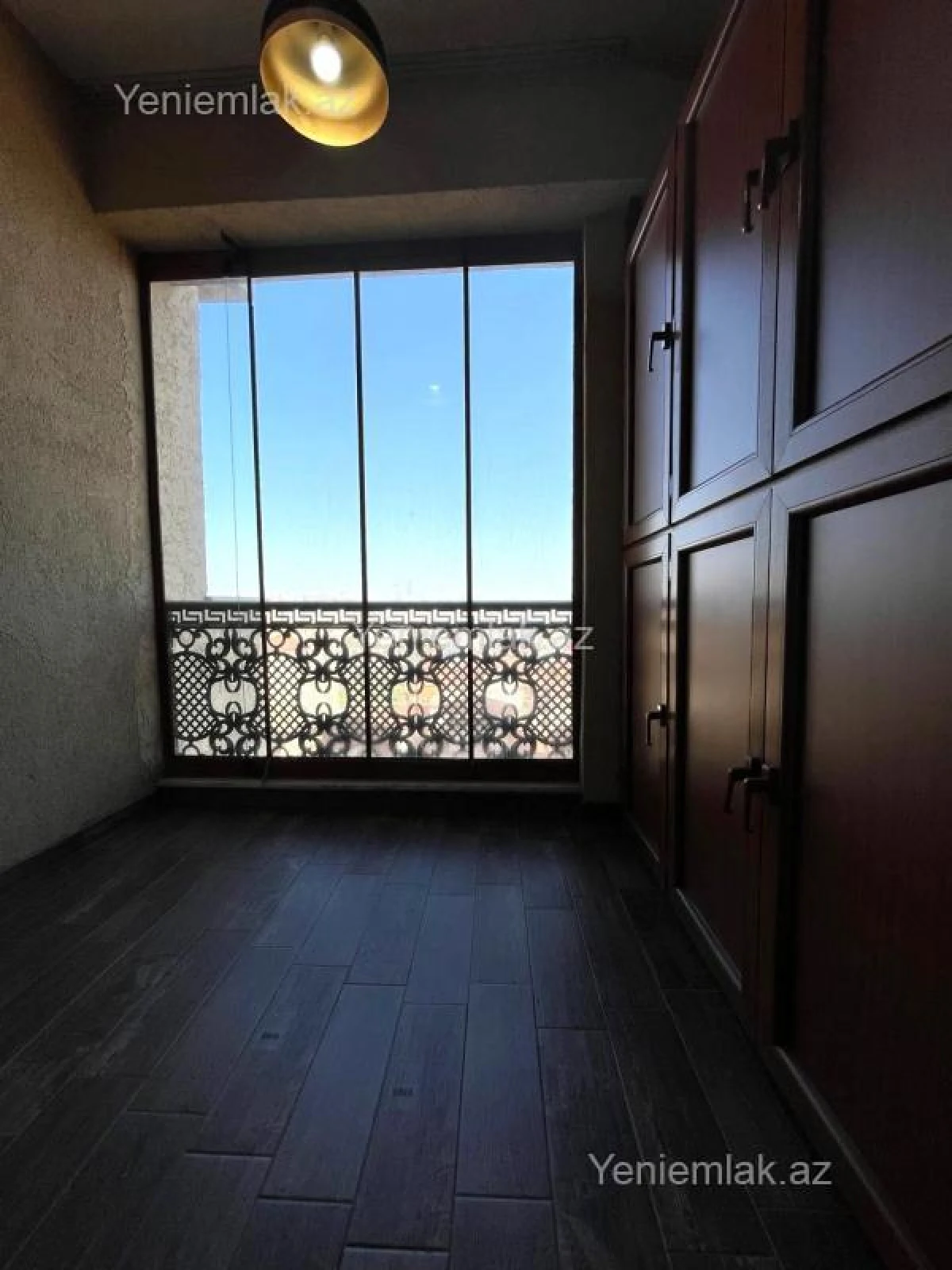 Satılır 3 otaqlı yeni tikili 150 m²