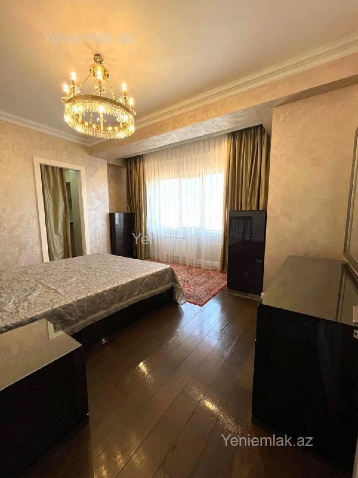 Satılır 3 otaqlı yeni tikili 150 m²