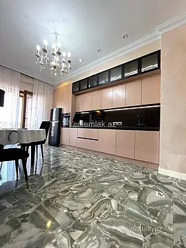 Satılır 3 otaqlı yeni tikili 150 m²