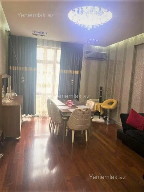 Satılır 3 otaqlı yeni tikili 87 m²