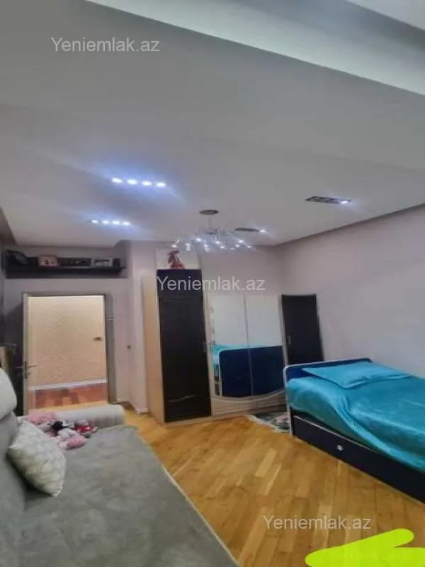 Satılır 3 otaqlı yeni tikili 87 m²