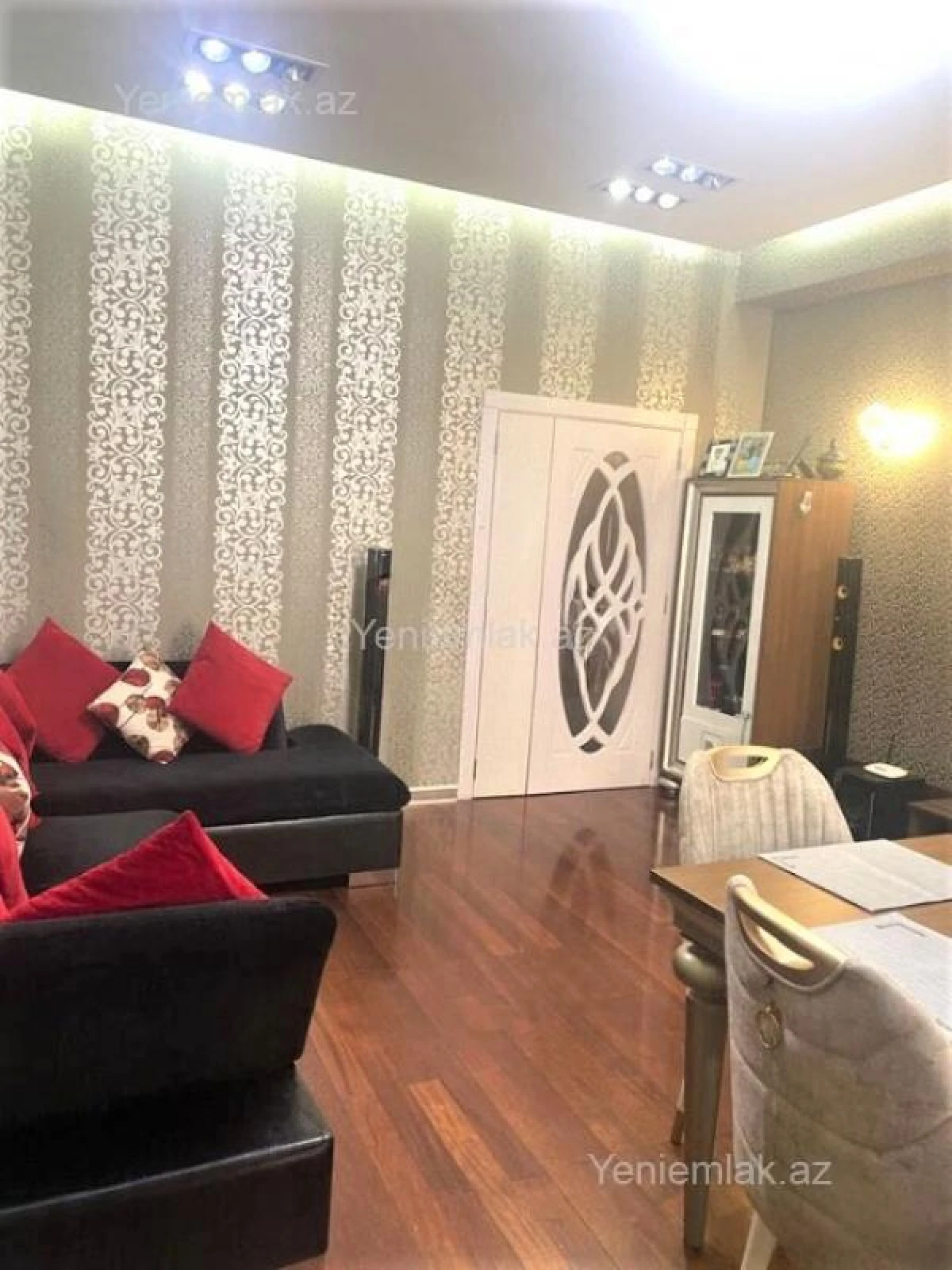 Satılır 3 otaqlı yeni tikili 87 m²