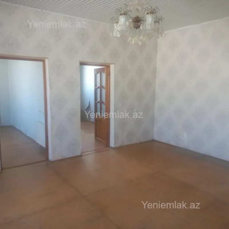 Satılır 3 otaqlı həyət evi 80 m²