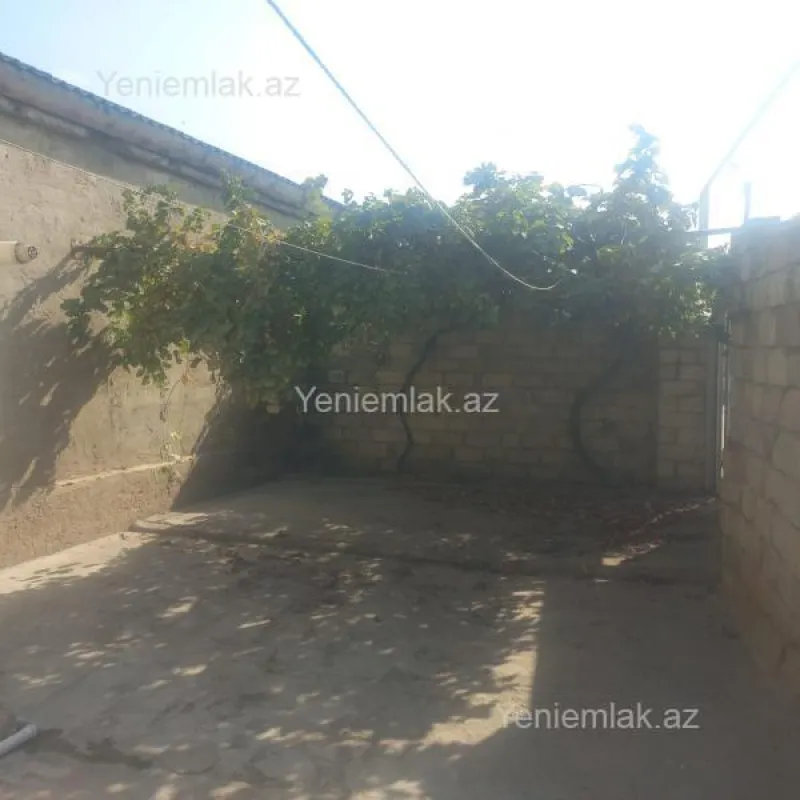 Satılır 3 otaqlı həyət evi 80 m²