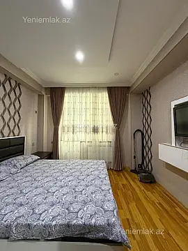 Satılır 3 otaqlı yeni tikili 75 m²