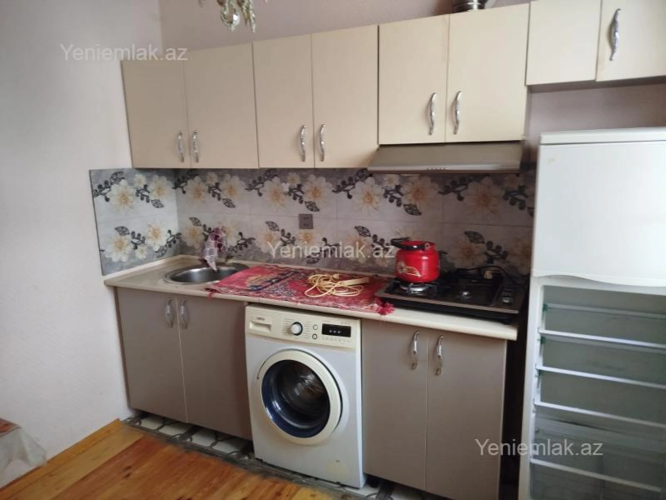 Satılır 2 otaqlı həyət evi 65 m²