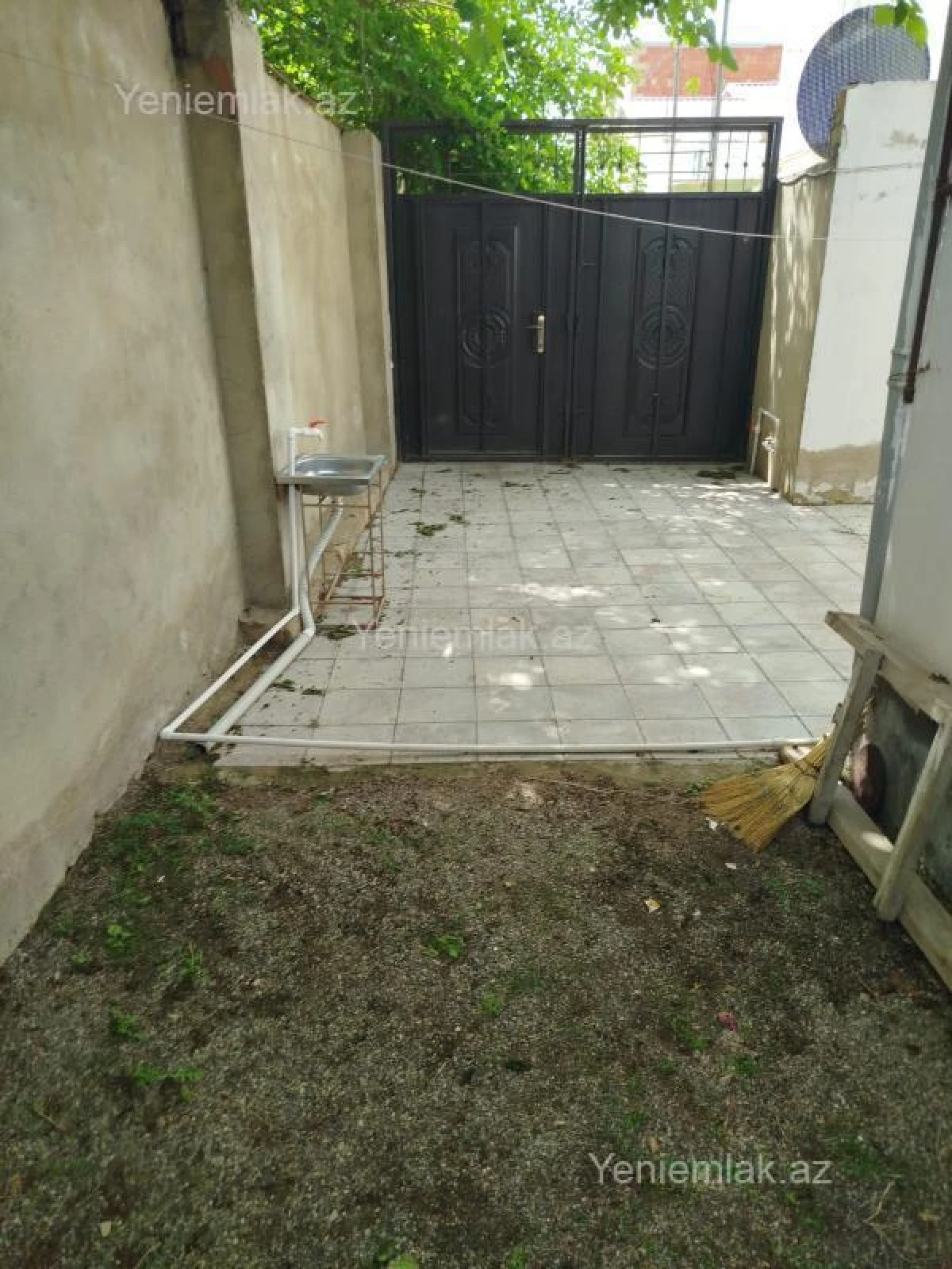 Satılır 2 otaqlı həyət evi 65 m²