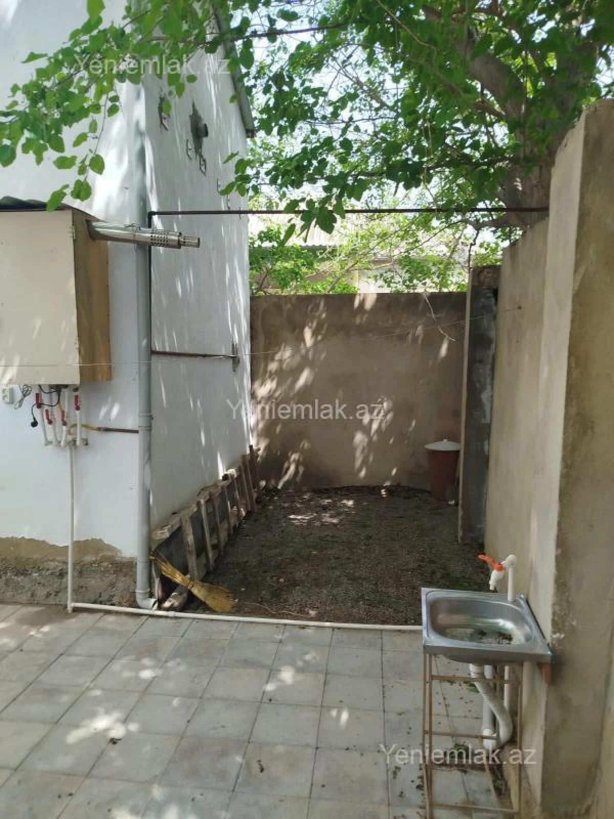 Satılır 2 otaqlı həyət evi 65 m²
