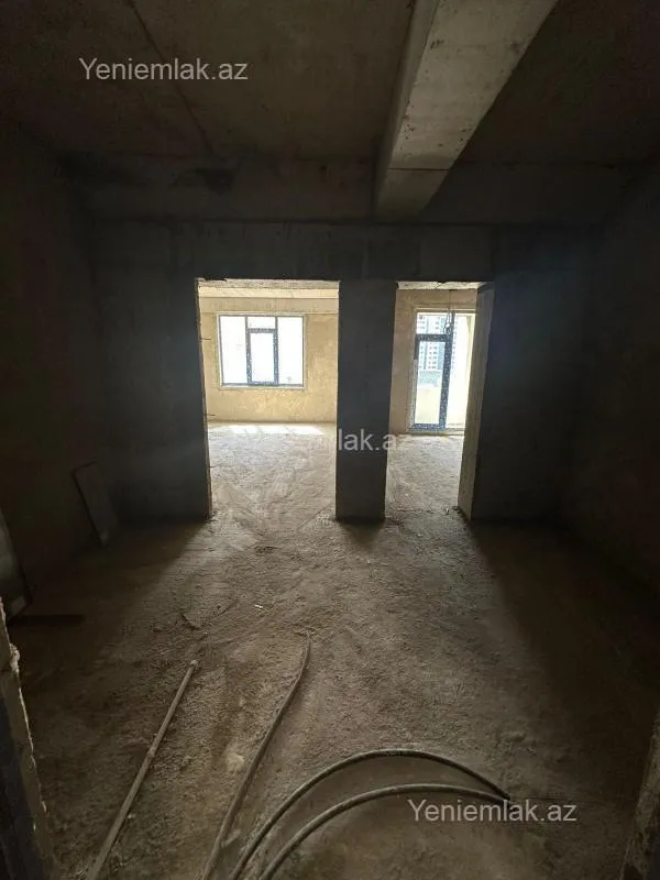 Satılır 1 otaqlı yeni tikili 77 m²