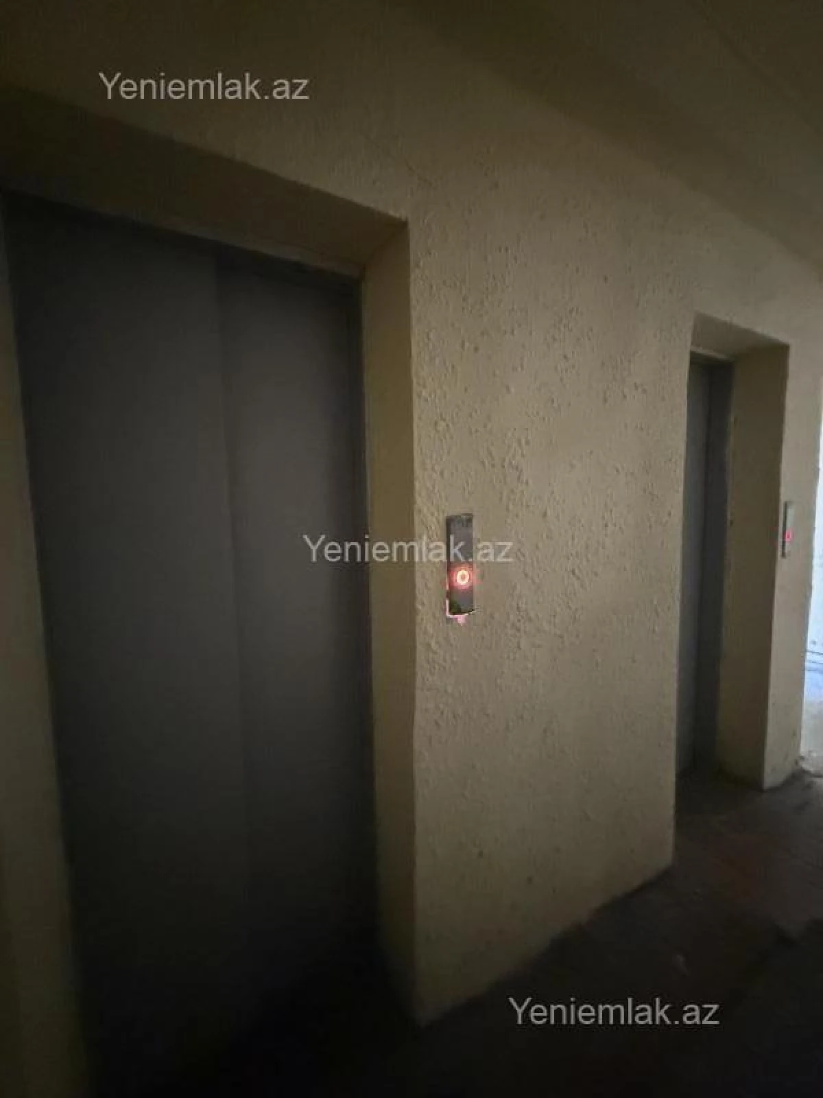 Satılır 2 otaqlı köhnə tikili 45 m²